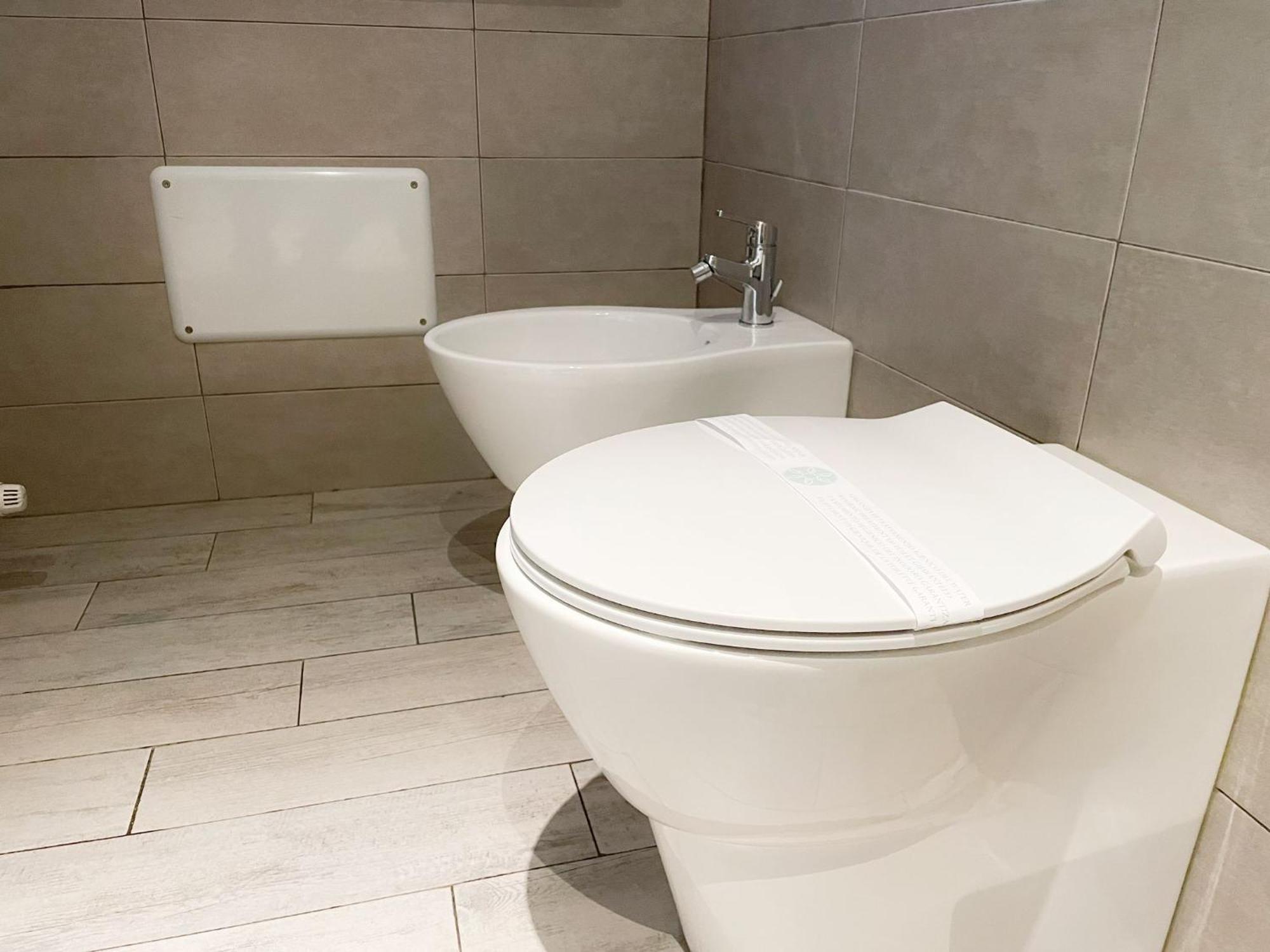 מלון מירנדולה Alla Scaletta - Stanze Con Bagno Privato E Wifi A Pochi Passi Dal Duomo מראה חיצוני תמונה